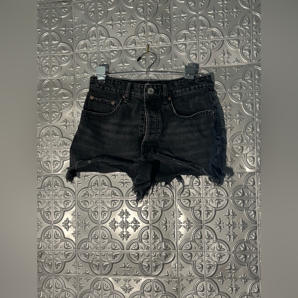 Zara High Waisted Button Fly Cutoff Black Jean Shorts beach vacation goth punk